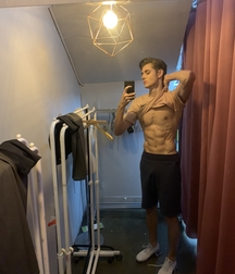 hot model boy GAY TUBE 6020f0e986489.jpeg