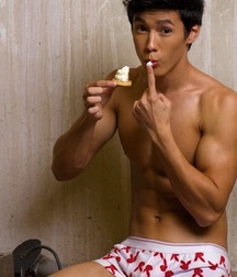 Cute boys 570aa78e2e6d2.jpg