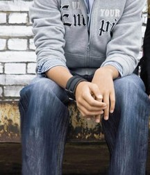 Internet boys 7 5995c87d1fe06.jpg