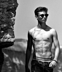 Internet boys 9 599753ae604a4.jpg