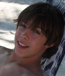 Internet boys 9 599753c8a4b9a.jpg