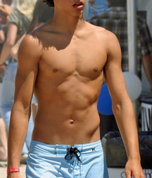 Internet boys 10 599ca0df3840c.jpg