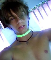 Internet boys 11 599de15a41b8b.jpg