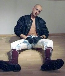 Skinheads 5710b21fe9791.jpg