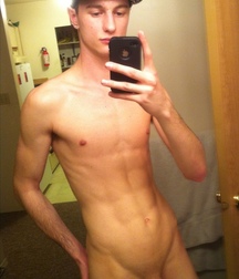Uploaded by:larkyzz 5beb31d2c7b65.jpg