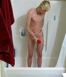 shower toy pictures  573726b73f3c7.jpg