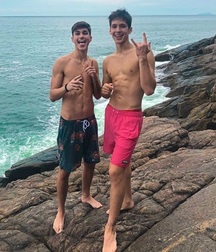 INSTA BOYS 5cd283d50ec8b.jpg