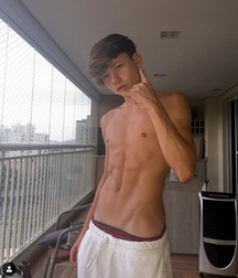 INSTA BOYS 5cd283dabf6c0.jpg