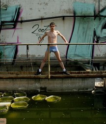 Steffen - nice guy, nice package! 5cd619bcc7d26.jpg