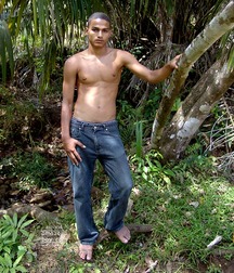 Monxo - nicely endowed!  5d44c71c05da7.jpg