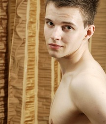 Albie (19n) 5d645db744084.jpg