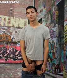 Lovely Latino GAY PORN - BRAVO BOYS 5ee2a90a4207e.jpg