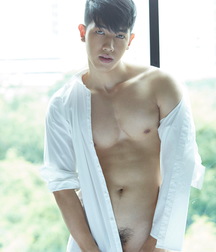 Thai Model 588436d65ddf7.jpg
