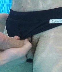Eurocreme - Underwater Handjob 58991d975636b.jpg