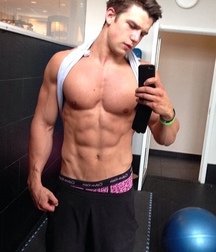 NCL23  - Muscle self pics mix 2 574b3ab6132b7.jpg