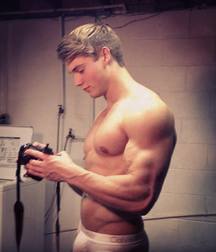 NCL23  - Muscle self pics mix 4 574f662ad1862.jpg