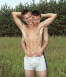Twins 57985350bdd35.jpg