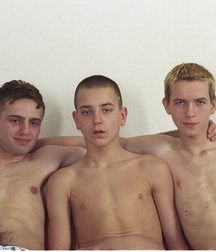 Teen trio - hot 579a92bf8a569.jpg