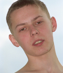 Blond teen 579aa50dea1bc.jpg