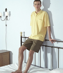 Young & hung 579b0c6601038.jpg