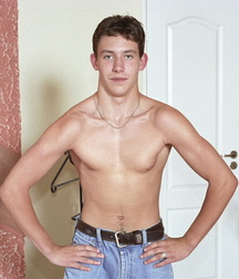 Tiny teen 579b73d16d175.jpg