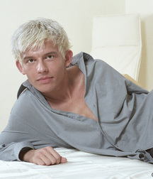 Young & smooth 579ba0c87522a.jpg