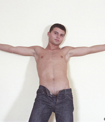 Young & hairy 579ba829ec38f.jpg