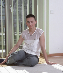 Yng with huge 57a90efd51e02.jpg
