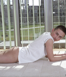 Yng with huge 57a90f0df2d6a.jpg