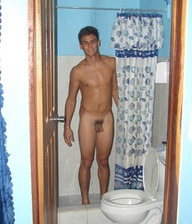amateur only 58ff2421c0e79.jpg