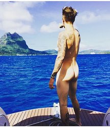 Justin Bieber 574738d3b294c.jpg