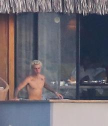 Justin Bieber 574738eee7dc8.jpg
