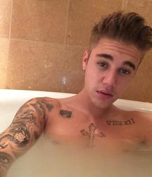 Justin Bieber 574738f0401e2.jpg