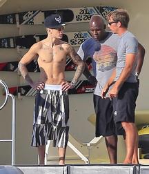 Justin Bieber 574738f606e64.jpg