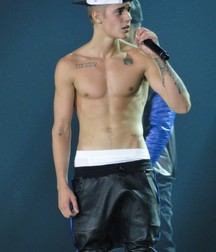 Justin Bieber sexy  5751bf8f40d00.jpg