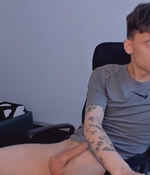 Nicky handsome gay porn model shows off 61f30893411d5.jpg