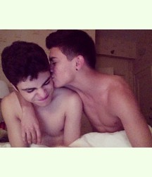 Hot Kisses II 59bcffb799b7a.jpg