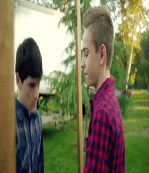 Hot Kisses II 59bd00057cfde.gif