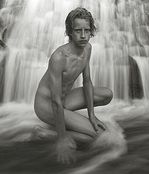 Art photography (monochrome) part 3 577e90a94ba36.jpg