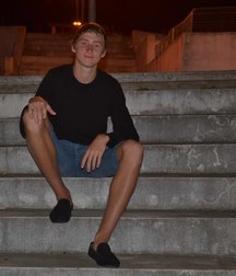 European guys2 59bd7997308aa.jpg