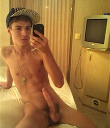 My Tumblr - Prettiest Boys - 50 pics 5838c92683628.jpg