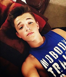My Tumblr - Prettiest Boys - 50 pics 5838c9898e2c6.jpg