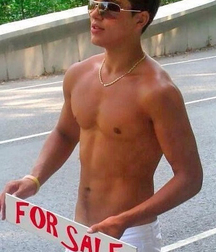 Gay guys... nice guys. 5ec8f06e846d0.jpg