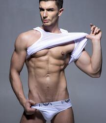Gay guys... nice guys. 5ec8f0ca1bb79.jpg