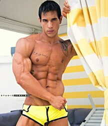 Gay guys... nice guys. 5ec8f11f7b438.jpg
