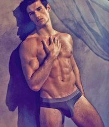Gay guys... nice guys. 5ec8f141cc3c1.jpg