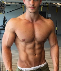 Gay guys... nice guys. 5ec8f174a50e3.jpg