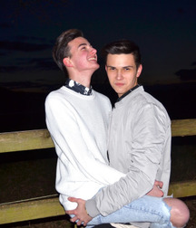 WTB Couples -1 578f322b7fee8.jpg