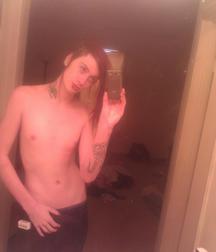 Goth Beauty 57699e7c3ba15.jpg