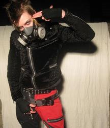 Goth Beauty 57699e8a8c10e.jpg